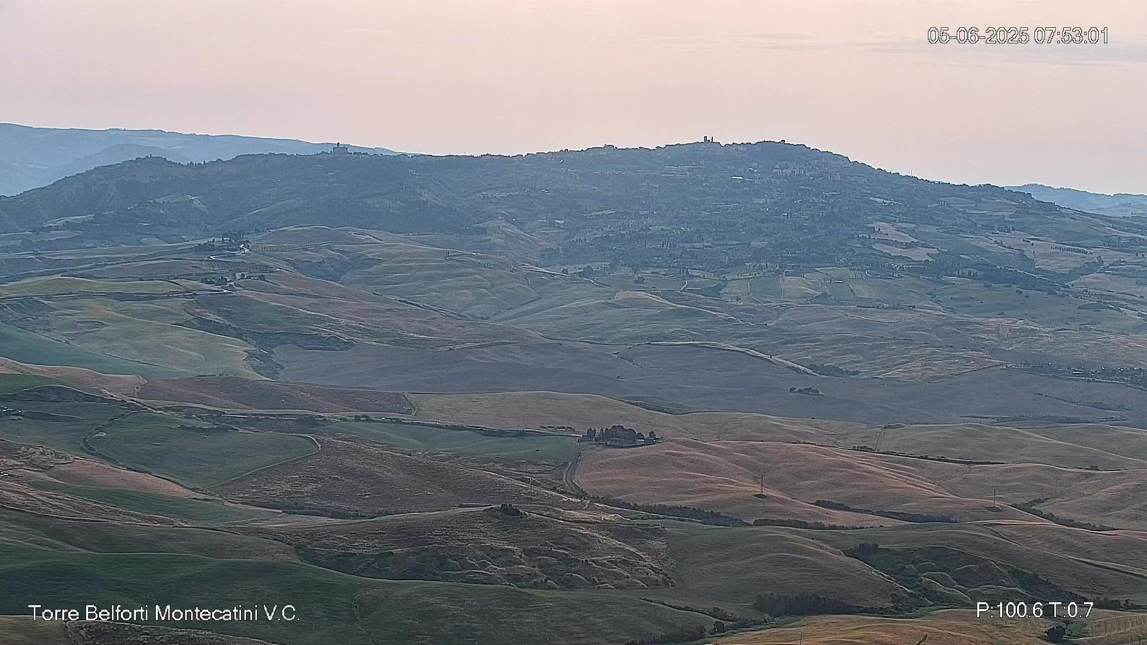 immagine della webcam nei dintorni di Castelnuovo di Val di Cecina: webcam Montecatini Val di Cecina
