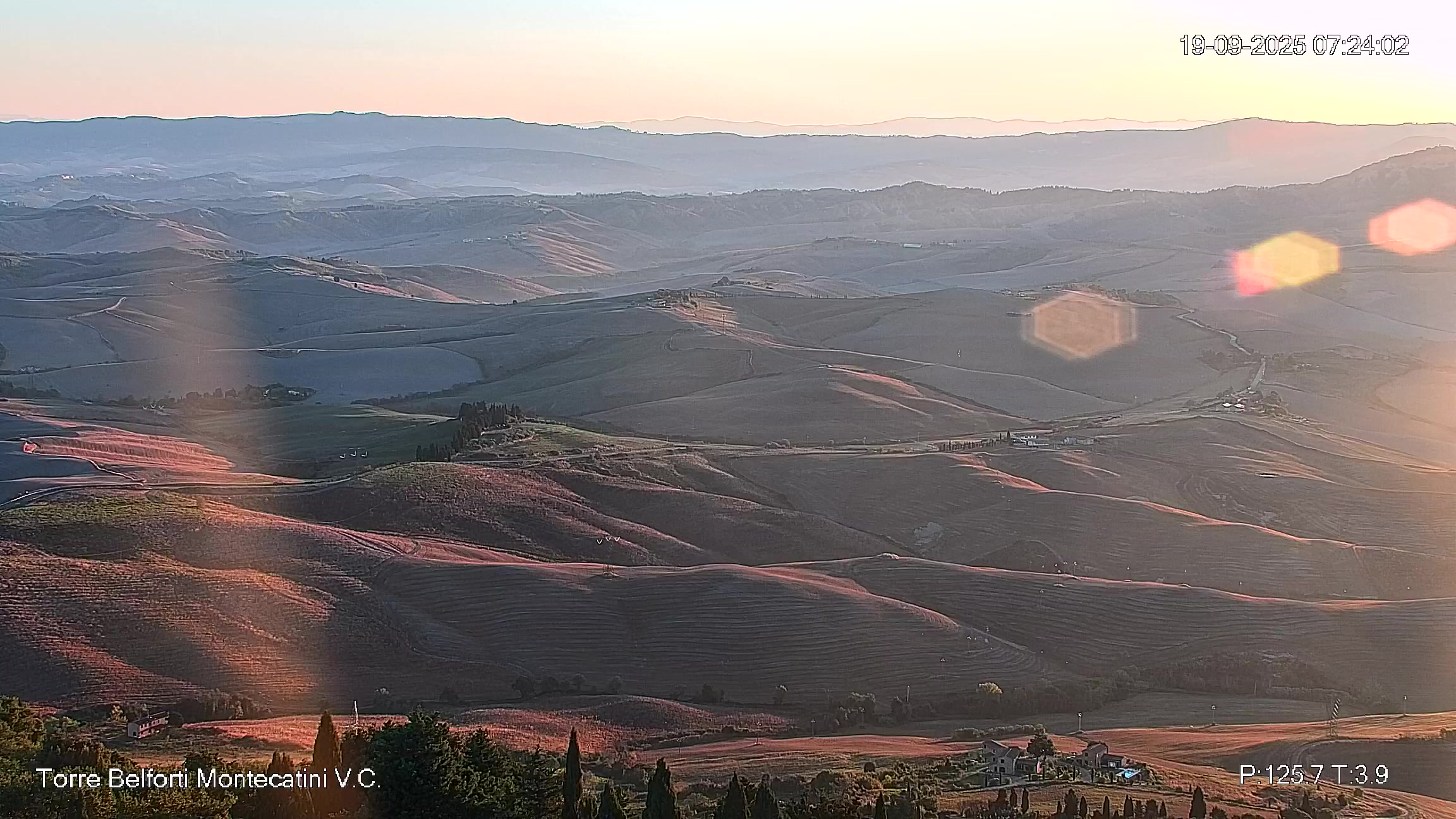 immagine della webcam nei dintorni di Marina di Bibbona: webcam Montecatini Val di Cecina