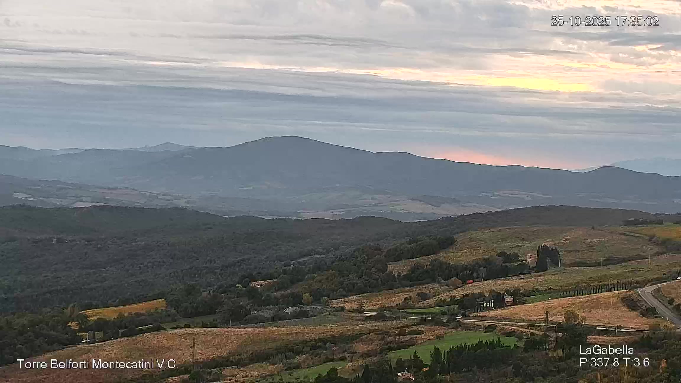 immagine della webcam nei dintorni di Rosignano Marittimo: webcam Montecatini Val di Cecina
