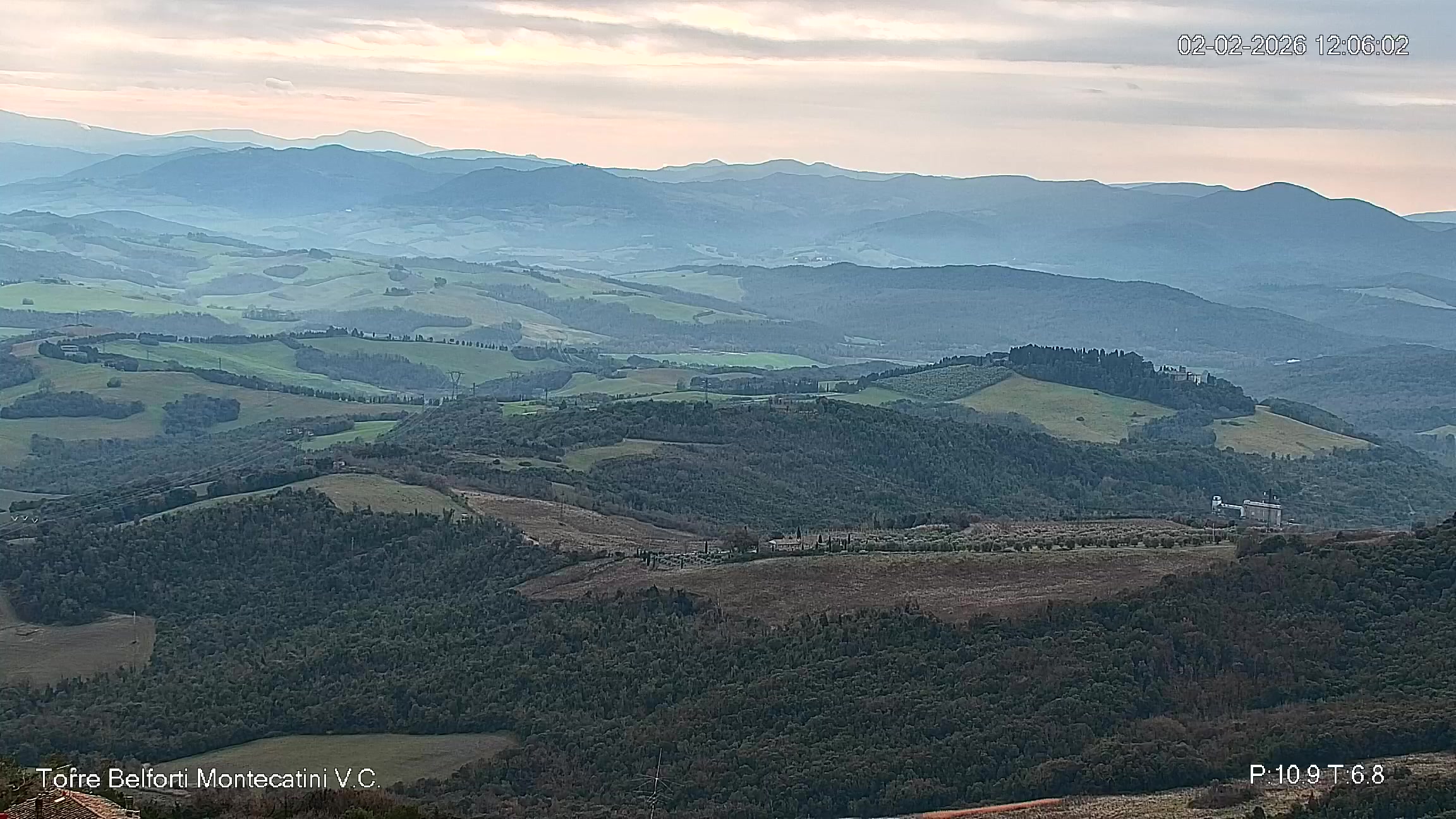 immagine della webcam nei dintorni di Marina di Bibbona: webcam Montecatini Val di Cecina