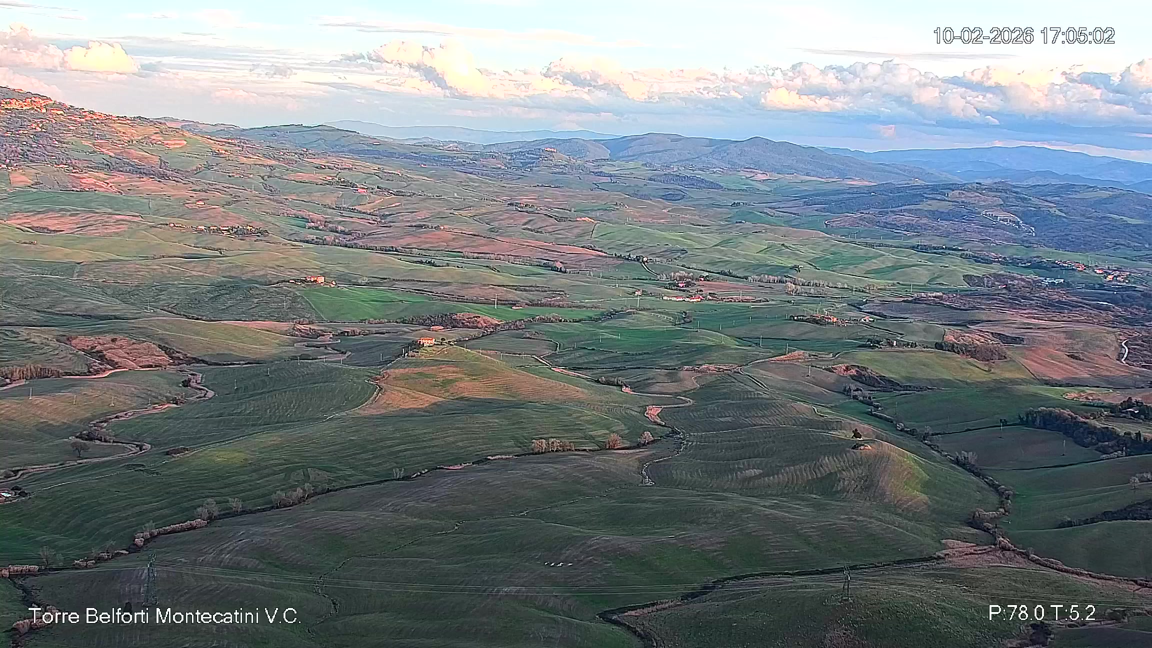 immagine della webcam nei dintorni di Marina Di Cecina: webcam Montecatini Val di Cecina