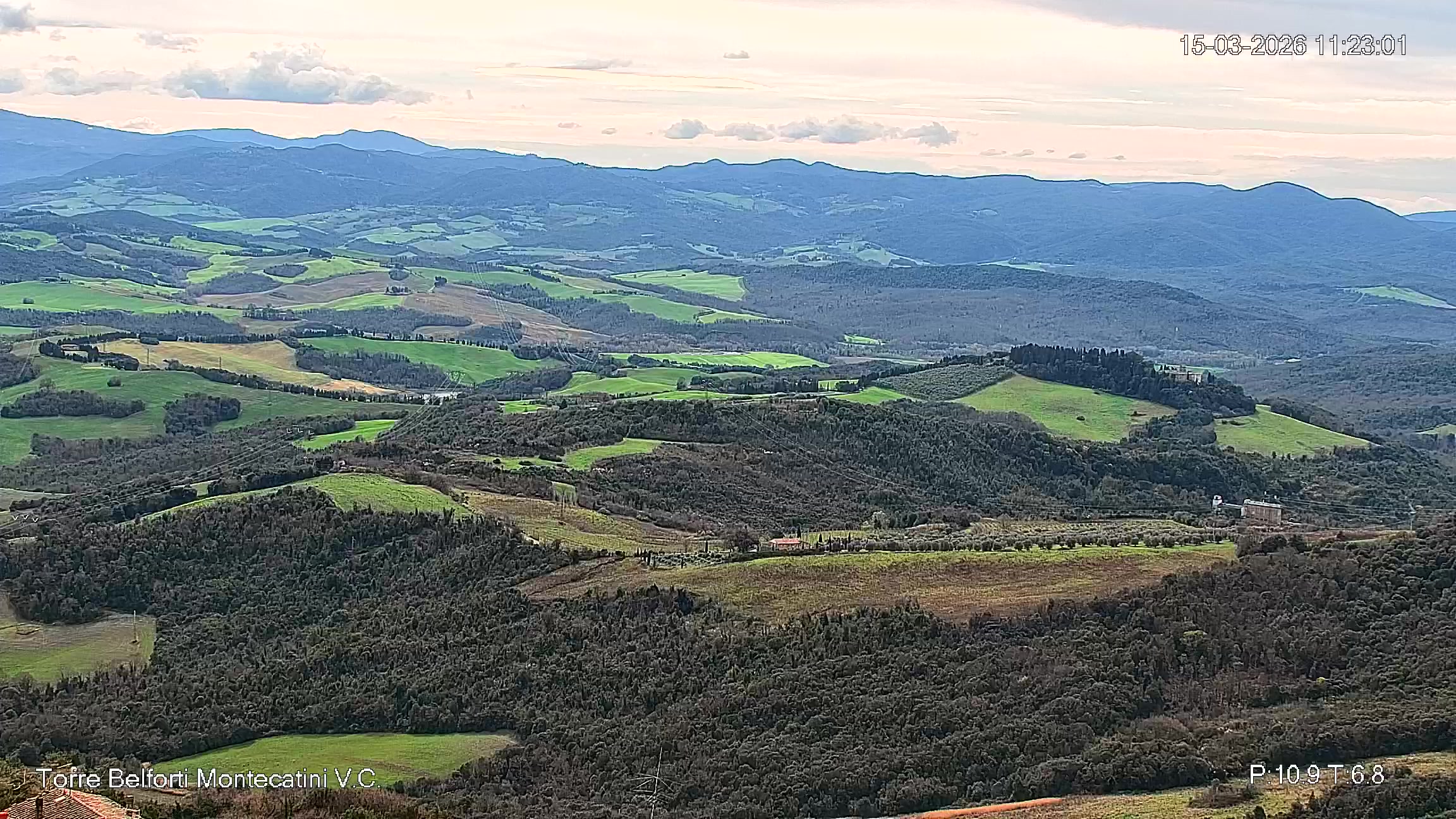 immagine della webcam nei dintorni di Rosignano Solvay: webcam Montecatini Val di Cecina